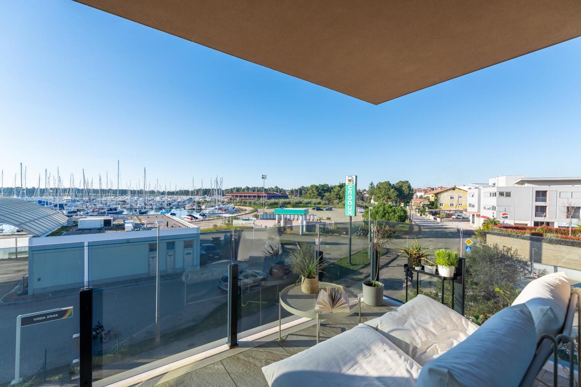 Apartments Mia Novigrad Istria Exteriör bild